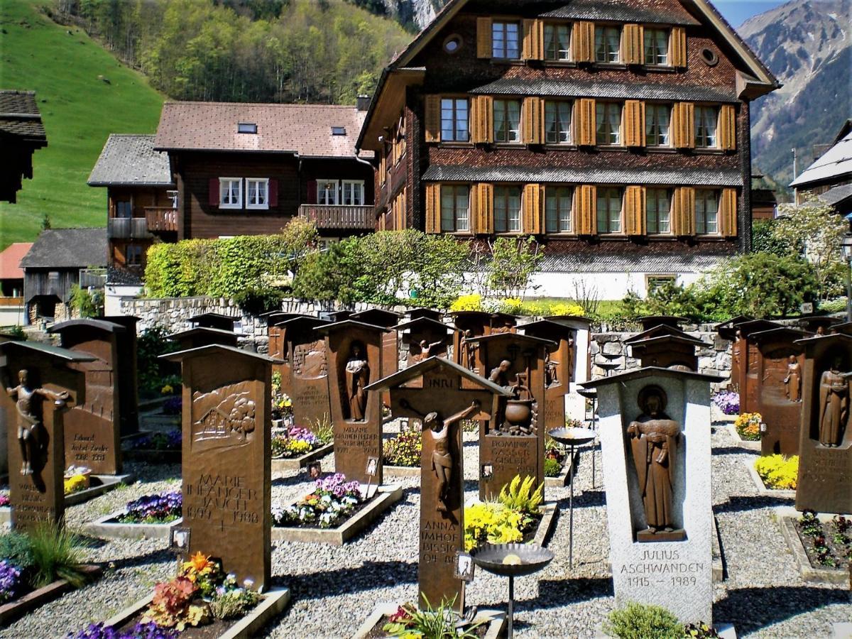 Ferienwohnung Ob Vierwaldsaettersee Isenthal Zewnętrze zdjęcie