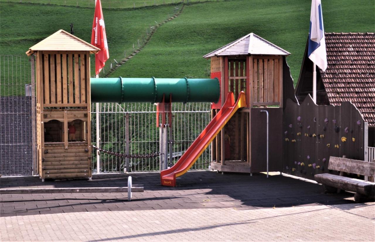 Ferienwohnung Ob Vierwaldsaettersee Isenthal Zewnętrze zdjęcie